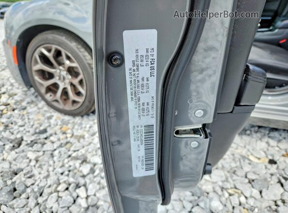 2C3CCAAG5JH283454 2018 CHRYSLER 300 Gray Engine compartment view
