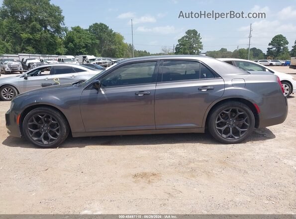 2C3CCAAG5KH636972 2019 CHRYSLER 300 Gray Widok wnętrza 360 stopni