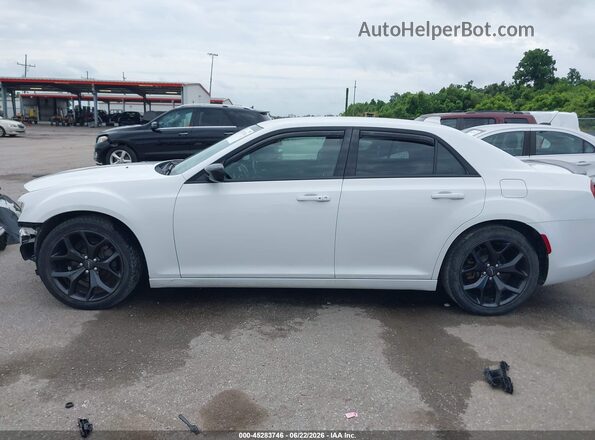 2C3CCAAG5LH160238 2020 CHRYSLER 300 White 