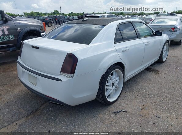 2C3CCAAG6HH662215 2017 CHRYSLER 300 White უკანა მარჯვენა