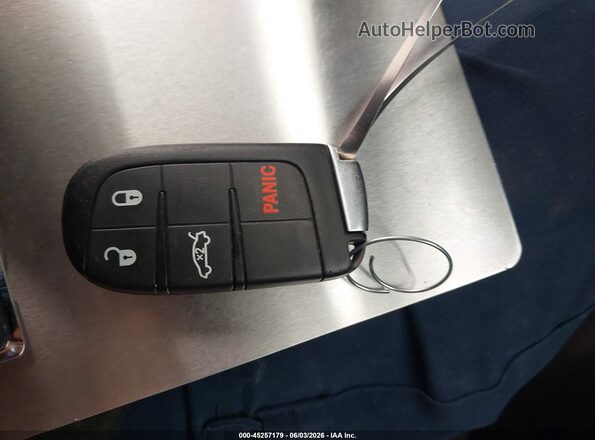 2C3CCAAG7GH238248 2016 CHRYSLER 300 Gray Вид панелі приладів