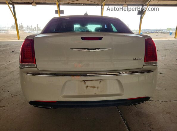 2C3CCAAG7GH343923 2016 CHRYSLER 300 White 