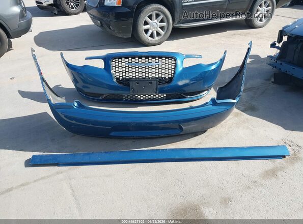 2C3CCAAG7LH137477 2020 CHRYSLER 300 Blue Vista del cuadro de instrumentos