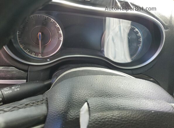 2C3CCAAG8GH106373 2016 CHRYSLER 300 Gray Սարքավորումների վահանակի տեսք