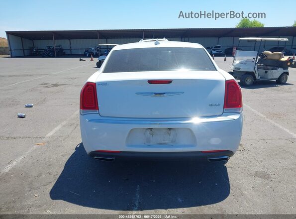 2C3CCAAG8JH117512 2018 CHRYSLER 300 White 