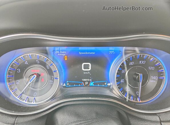2C3CCAAG8LH123071 2020 CHRYSLER 300 Gray Vista del cuadro de instrumentos