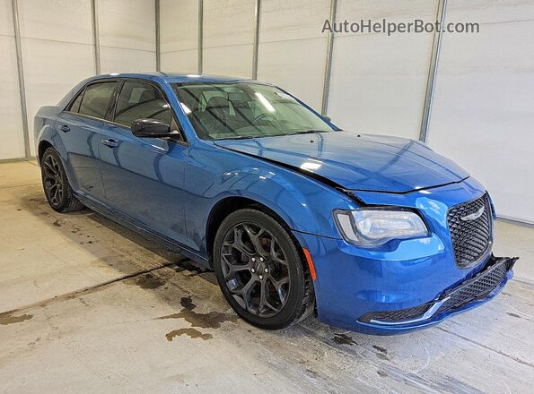 2C3CCAAG8LH158855 2020 CHRYSLER 300 Blue Delantero derecho