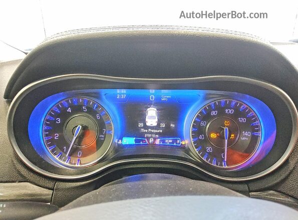 2C3CCAAG8LH158855 2020 CHRYSLER 300 Blue Vista del cuadro de instrumentos