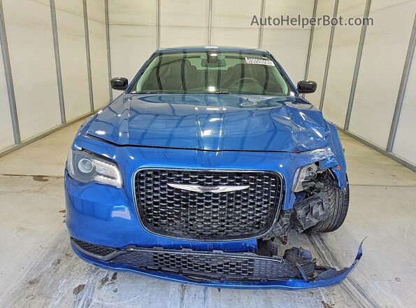 2C3CCAAG8LH158855 2020 CHRYSLER 300 Blue Vista frontal