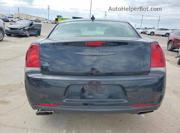 2C3CCAAG8LH168656 2020 CHRYSLER 300 Black Вид ззаду