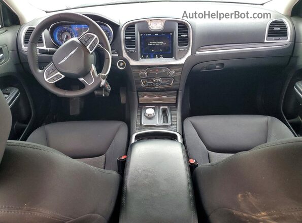 2C3CCAAG8NH259963 2022 CHRYSLER 300 White Dashboard view