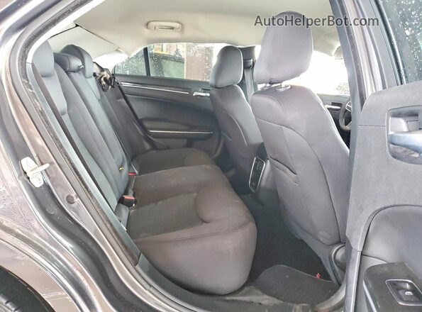 2C3CCAAG8PH664952 2023 CHRYSLER 300 Gray Rear seats view