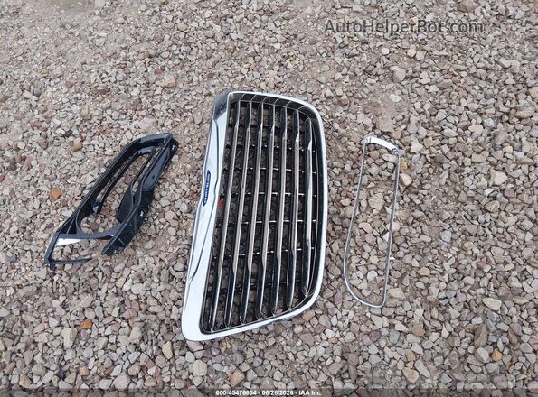 2C3CCAAG9JH232376 2018 CHRYSLER 300 Серый Вид щитка приборов
