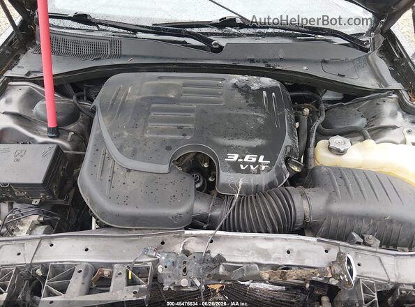 2C3CCAAG9JH232376 2018 CHRYSLER 300 Серый Вид сзади