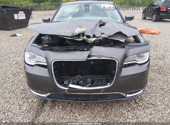 2C3CCAAG9JH232376 2018 CHRYSLER 300 Серый Вид задней части салона