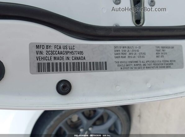 2C3CCAAG9PH577495 2023 CHRYSLER 300 White ძრავის განყოფილების ხედი
