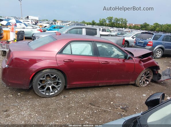 2C3CCAAGXJH250093 2018 CHRYSLER 300 Темно-бордовый Вид задней части салона