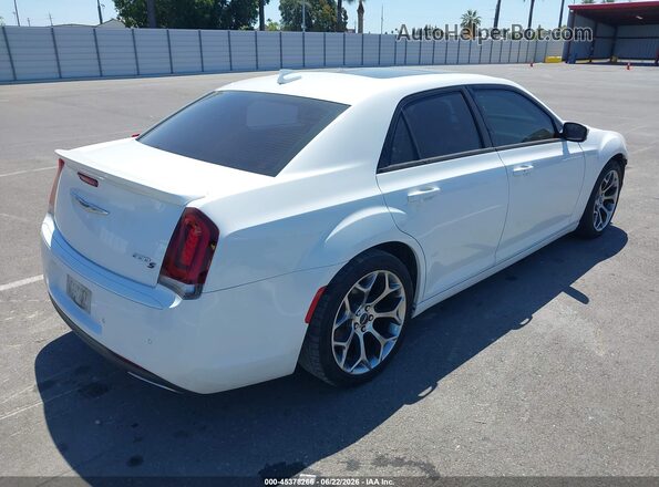 2C3CCABG0JH240168 2018 CHRYSLER 300 White Rear right