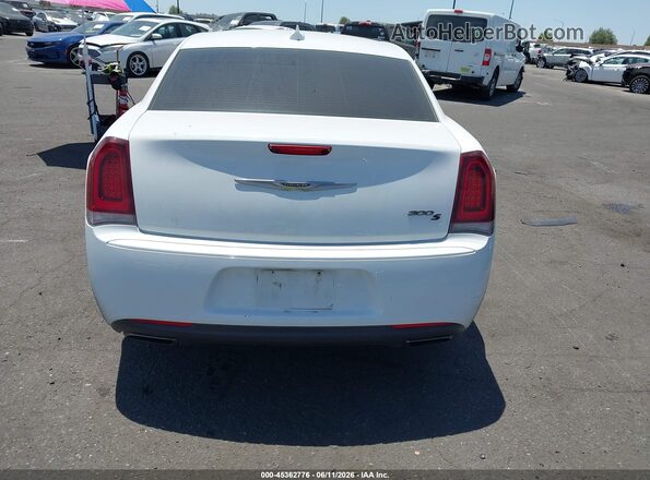 2C3CCABG1GH304422 2016 CHRYSLER 300 White 