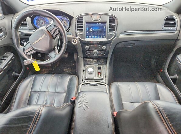 2C3CCABG1HH664713 2017 CHRYSLER 300 White Առջևի վահանակի տեսք