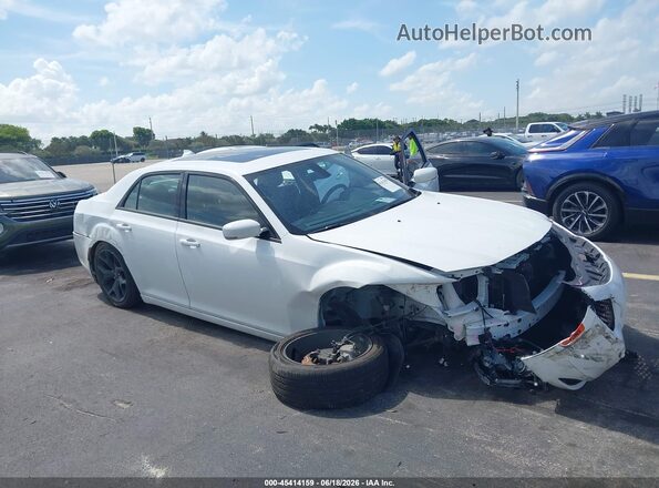 2C3CCABG1PH633363 2023 CHRYSLER 300 White Widok z przodu