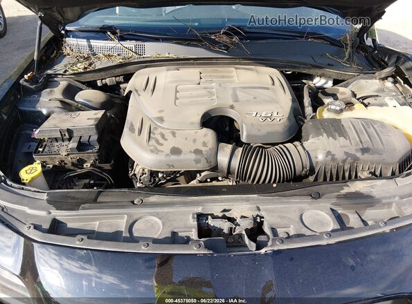 2C3CCABG2JH142839 2018 CHRYSLER 300 Черный Вид сзади