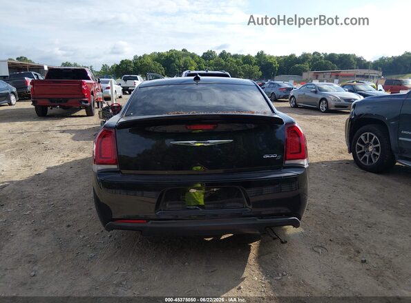 2C3CCABG2JH142839 2018 CHRYSLER 300 Черный 