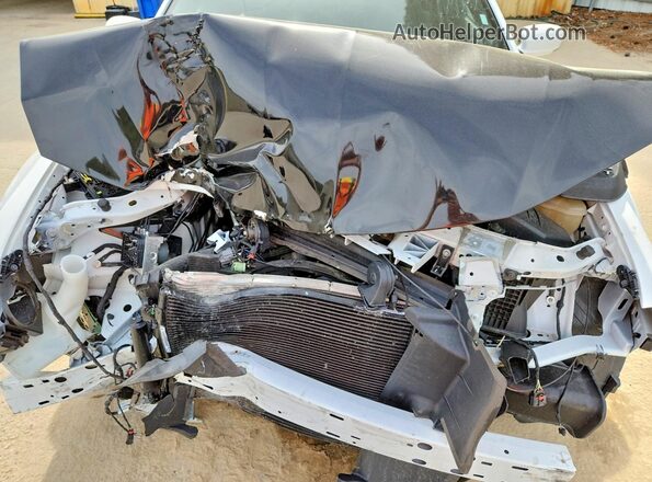 2C3CCABG2PH537712 2023 CHRYSLER 300 White Vista interior trasera