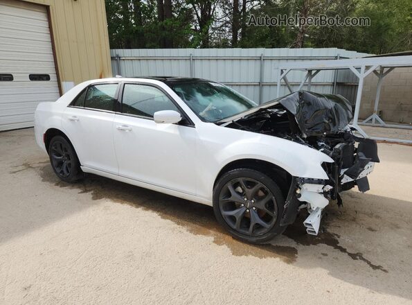2C3CCABG2PH537712 2023 CHRYSLER 300 White 
