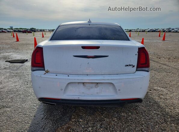 2C3CCABG3NH130883 2022 CHRYSLER 300 Белый Вид сзади