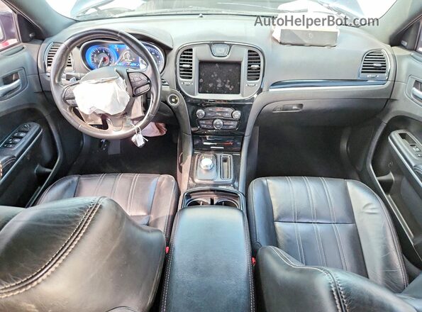 2C3CCABG3NH130897 2022 CHRYSLER 300 Черный Вид панели приборов