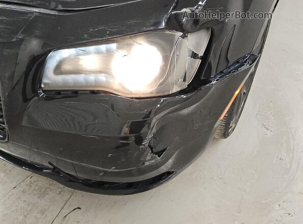 2C3CCABG5MH523492 2021 CHRYSLER 300 Black 