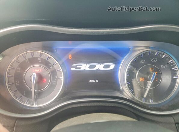 2C3CCABG7MH537068 2021 CHRYSLER 300 Charcoal ხელსაწყოთა პანელის ხედი