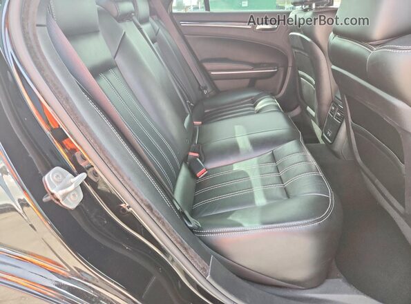 2C3CCABG7PH561102 2023 CHRYSLER 300 Black Вид задніх сидінь