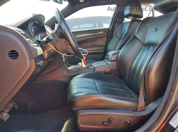 2C3CCABG8GH358333 2016 CHRYSLER 300 Black წინა სალონის ხედი