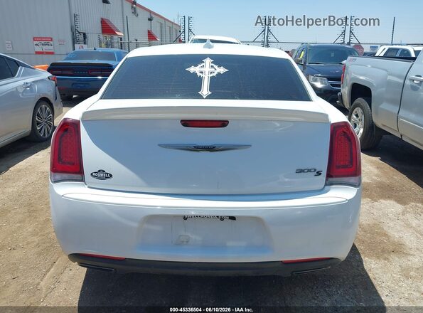 2C3CCABG8HH664675 2017 CHRYSLER 300 Белый 