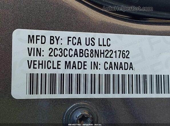 2C3CCABG8NH221762 2022 CHRYSLER 300 Gray Widok komory silnika