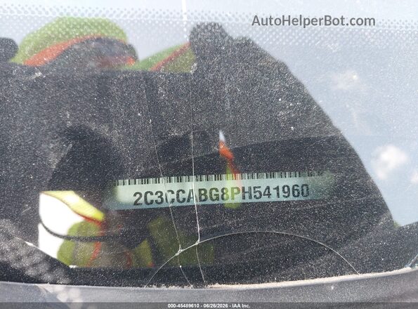 2C3CCABG8PH541960 2023 CHRYSLER 300 Серый Вид подкапотного пространства