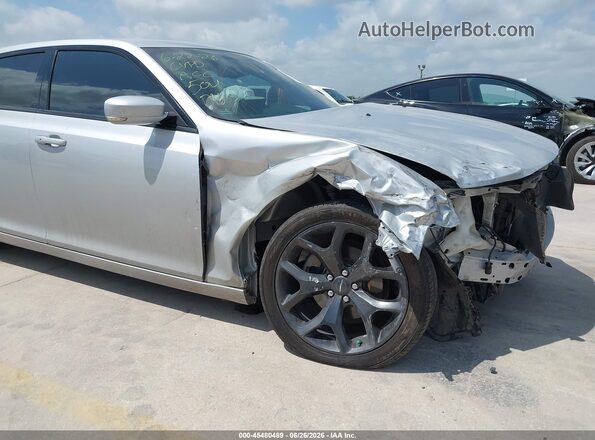 2C3CCABG9MH595862 2021 CHRYSLER 300 Silver Front view