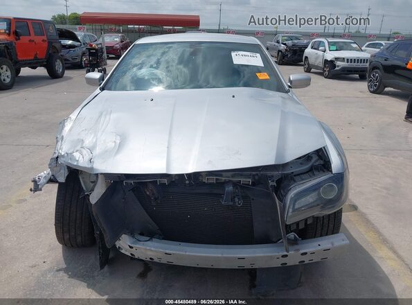 2C3CCABG9MH595862 2021 CHRYSLER 300 Silver Rear interior view