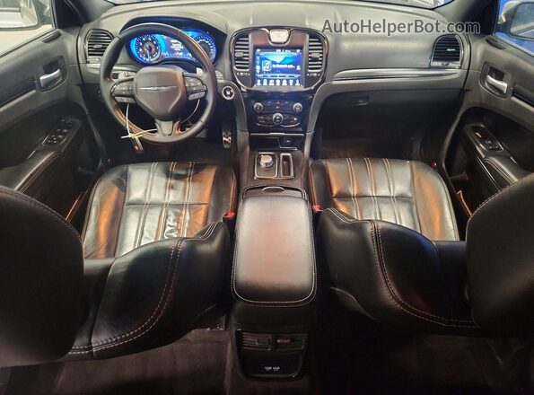 2C3CCABGXGH324863 2016 CHRYSLER 300 Silver Dashboard view