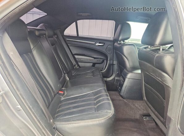 2C3CCABGXGH324863 2016 CHRYSLER 300 Silver Rear seats view