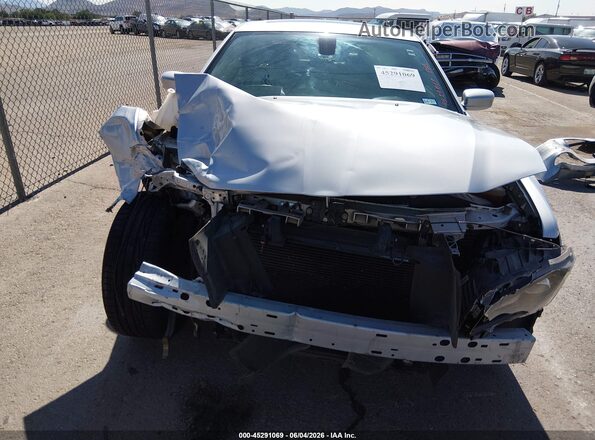2C3CCABGXNH256626 2022 CHRYSLER 300 Серый Вид спереди