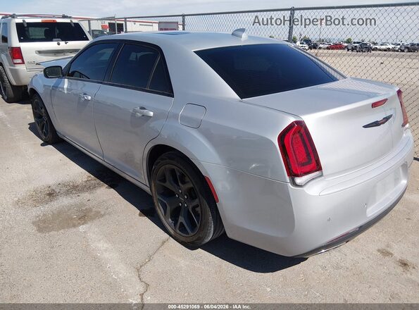 2C3CCABGXNH256626 2022 CHRYSLER 300 Серый 