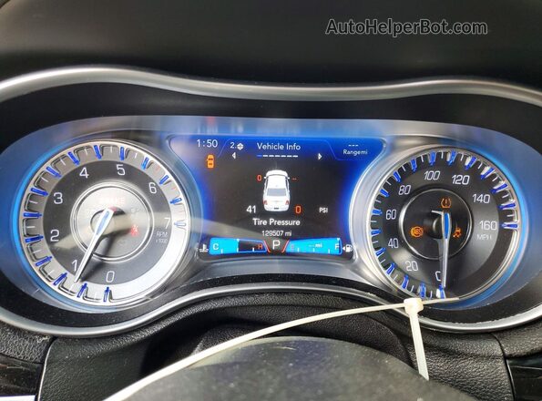 2C3CCABT3MH585695 2021 CHRYSLER 300 Black Instrument cluster view