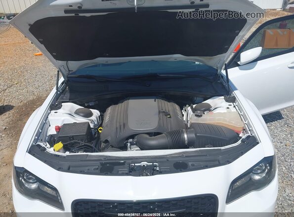 2C3CCABT6PH676867 2023 CHRYSLER 300 White Вид ззаду