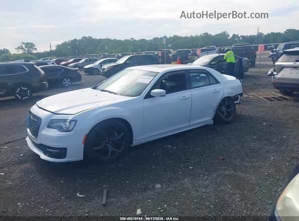 2C3CCABT7PH657891 2023 CHRYSLER 300 White Передня ліва чверть