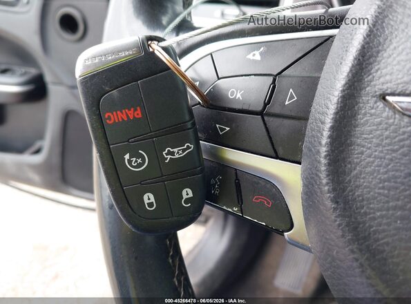 2C3CCAEG0GH207515 2016 CHRYSLER 300 Gray Vista del salpicadero