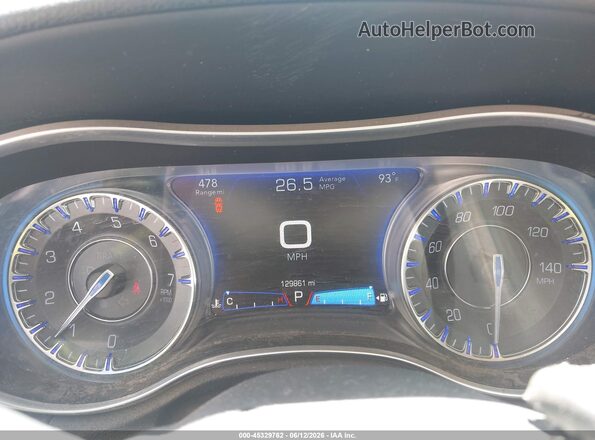 2C3CCAEG0HH570589 2017 CHRYSLER 300 Белый Вид задних сидений