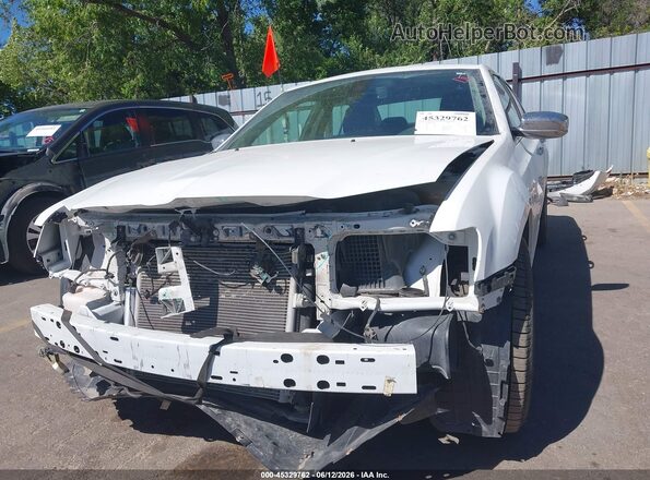 2C3CCAEG0HH570589 2017 CHRYSLER 300 Белый Вид спереди